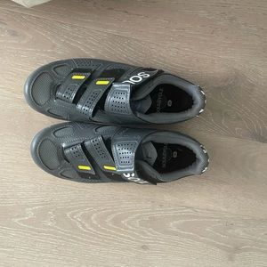 Soul cycle spin shoes